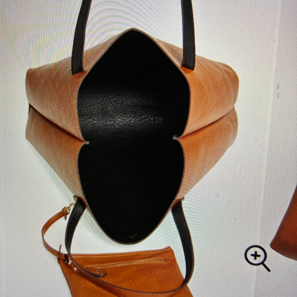 Street Level Reversible Faux Leather Tote & Interior Zip Pouch - Picture 15 of 16